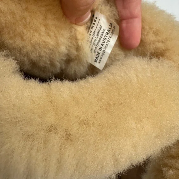 UGG Sundance Boots - Picture 10 of 13